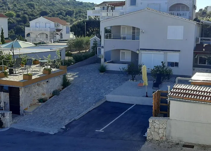 Apartment Mezaroca