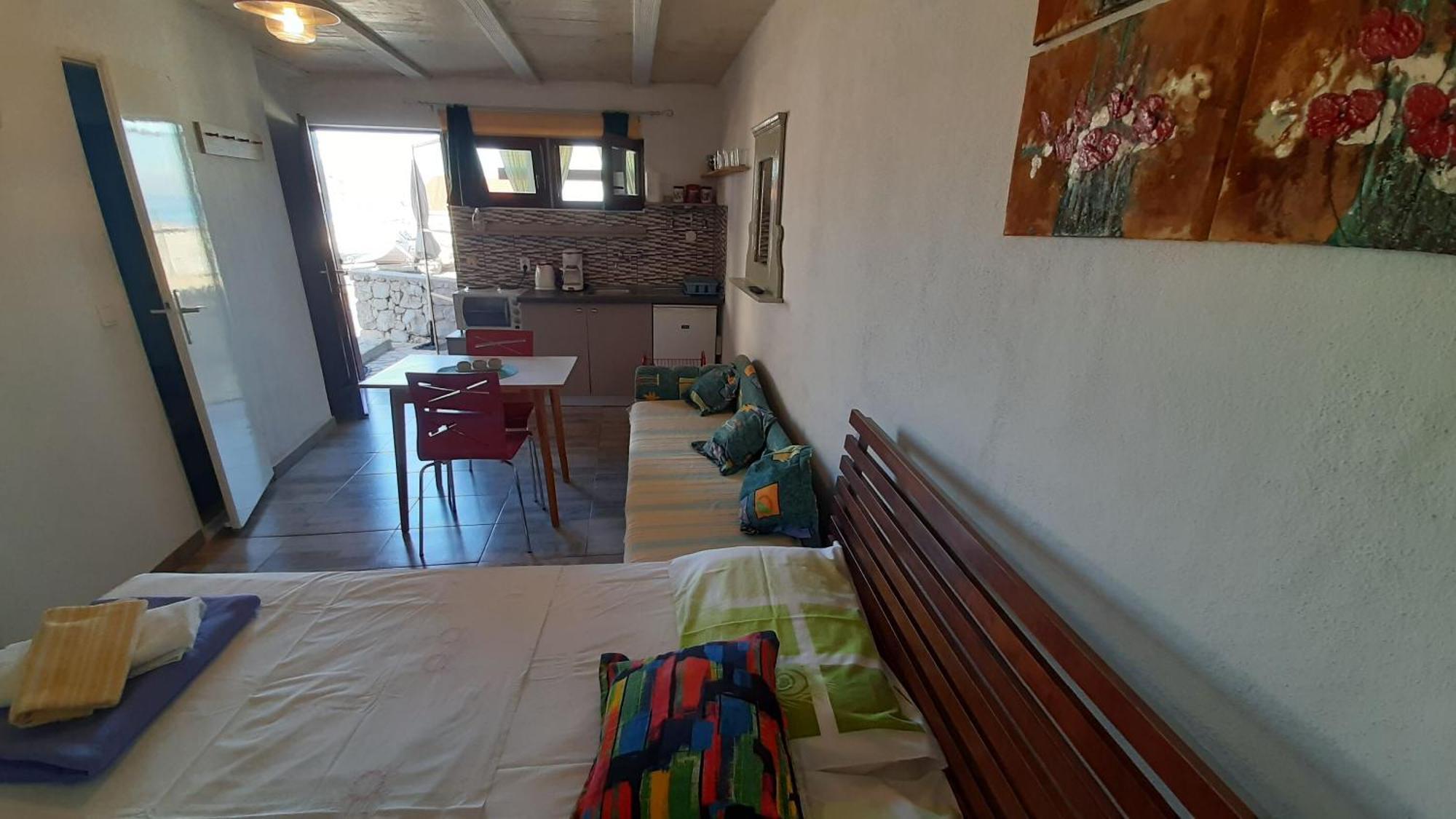 Mezaroca Apartman *